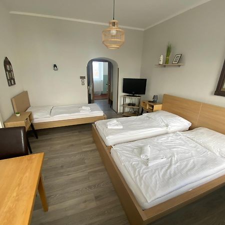 Pension Lizzi Vienna Exterior photo