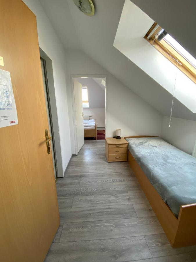 Pension Lizzi Vienna Exterior photo