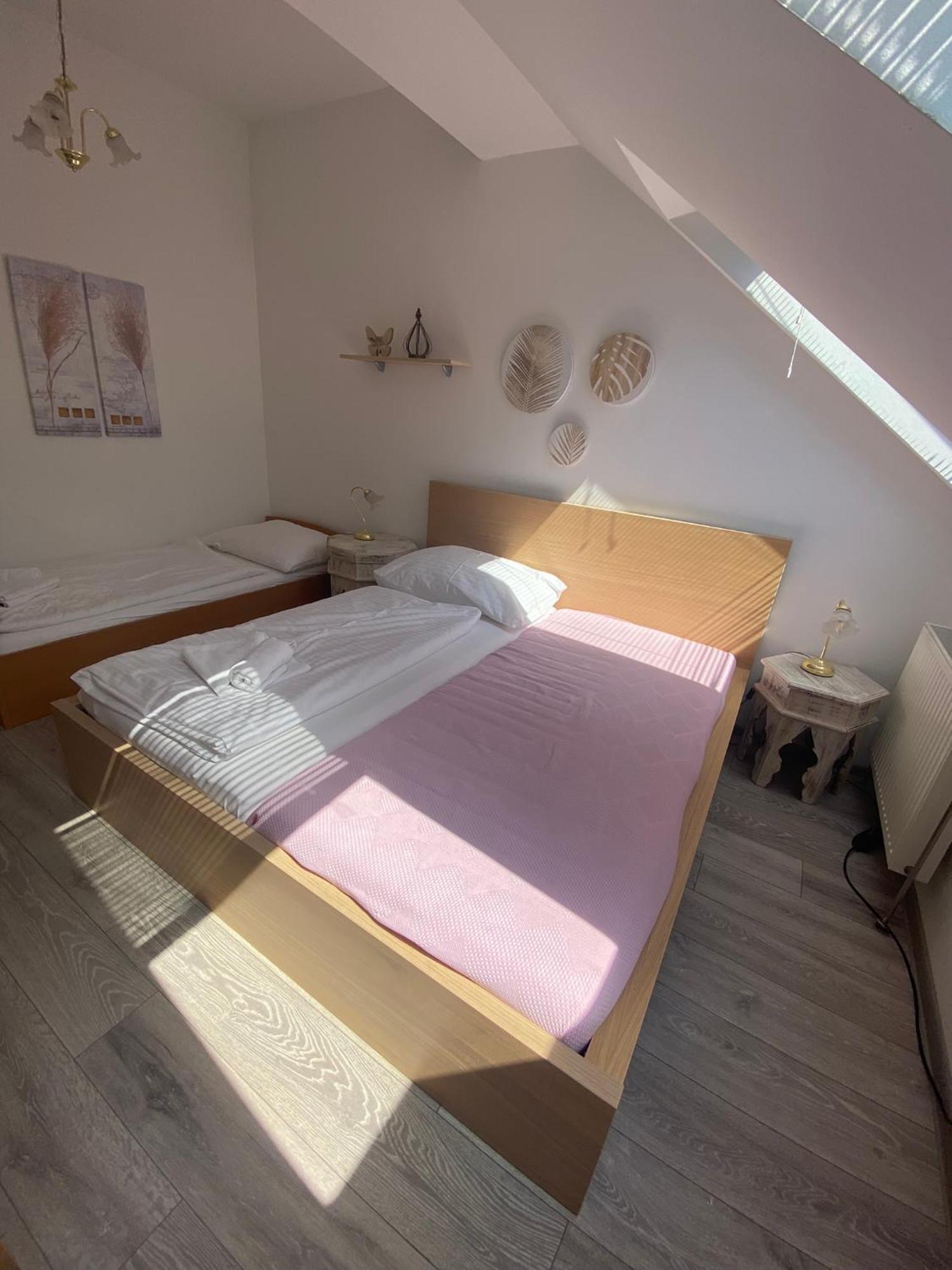 Pension Lizzi Vienna Exterior photo